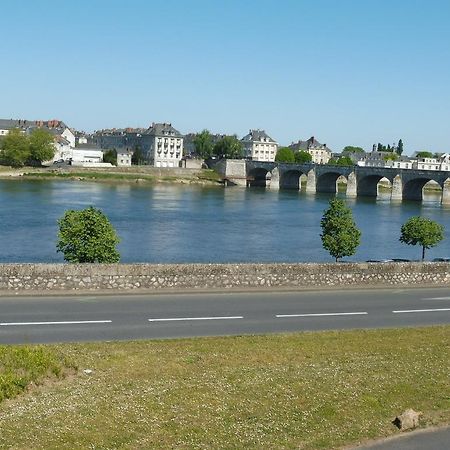 Hotel Rive Gauche Saumur Exterior foto